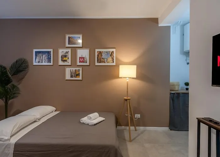 Authentic Private Flat 2 Min From Navigli Lejlighed