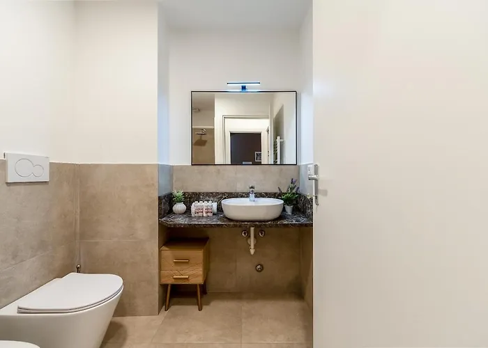 Lejlighed Authentic Private Flat 2 Min From Navigli Milano